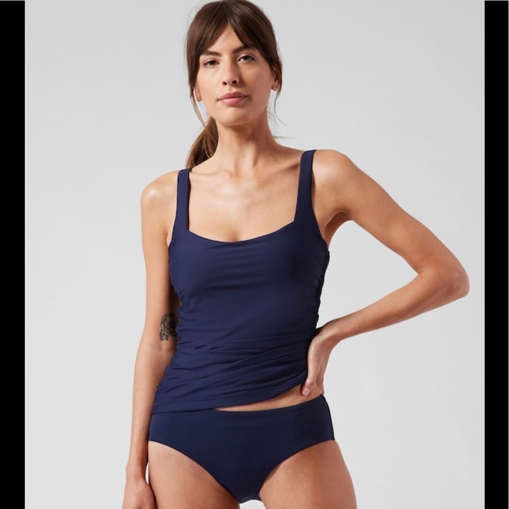 NWT Athleta Square Neck Bra Cup Tankini Navy Blue. 36 B/C